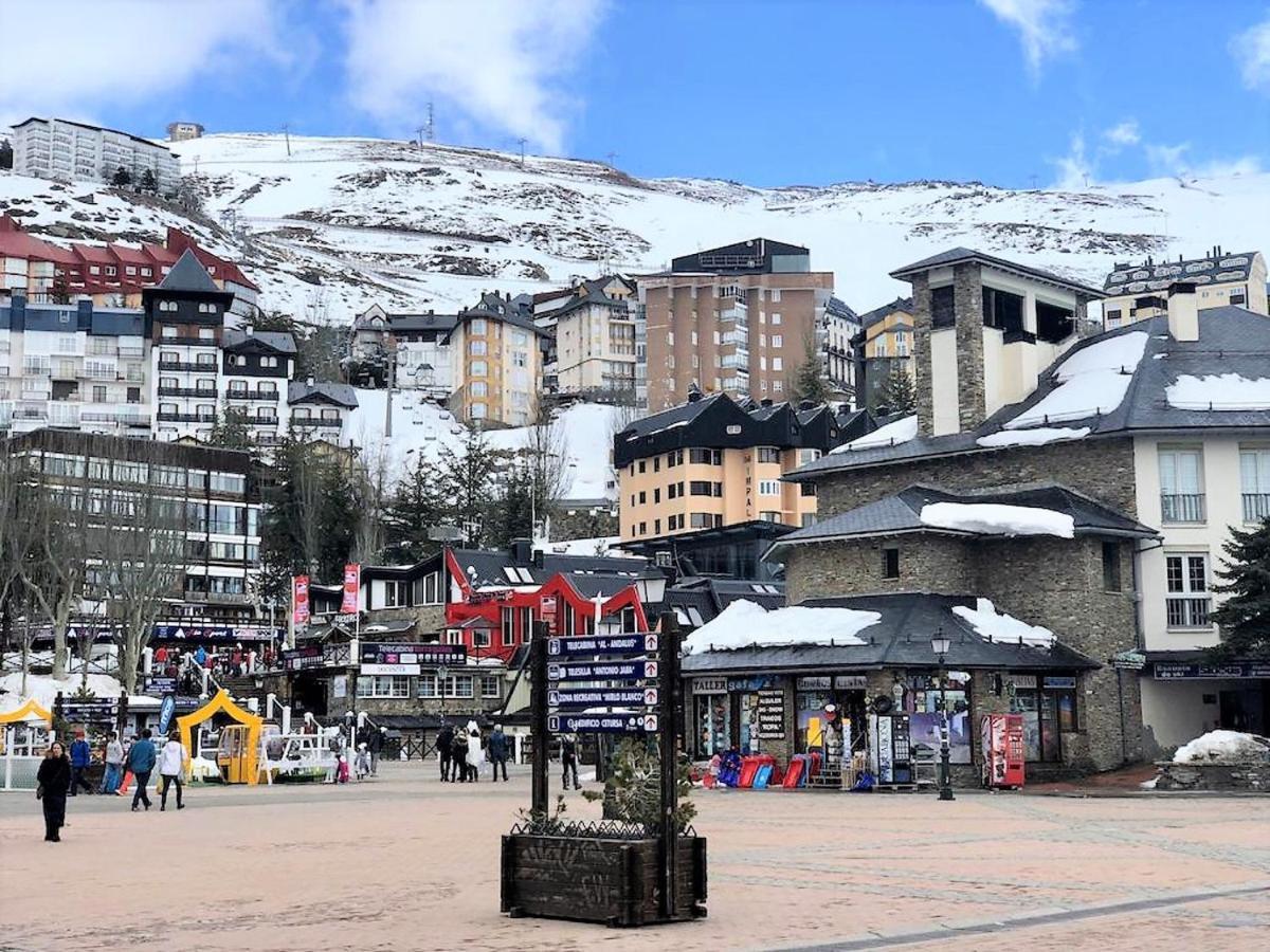 Ski Plaza Sierra Nevada & Zona Baja Екстериор снимка